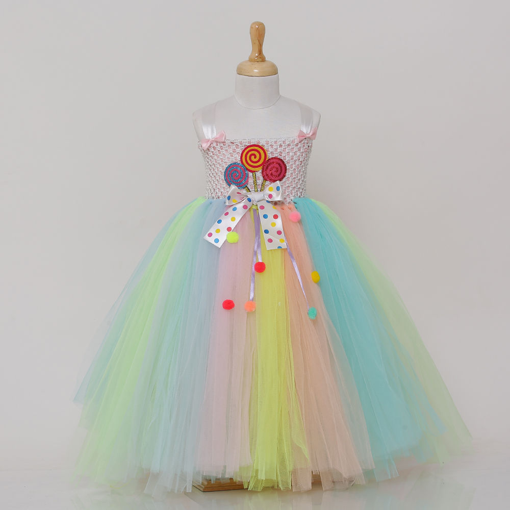 

features material 75 polyester and 25 cotton li the actual