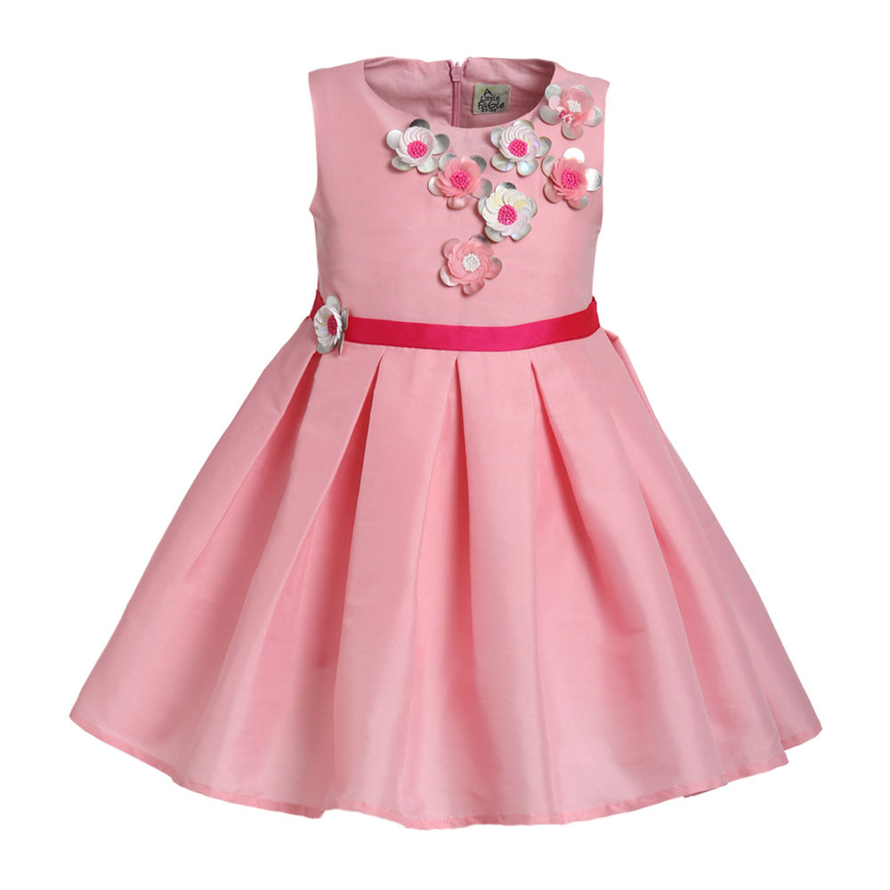 

features material polyester blend the actual product may differ slightly