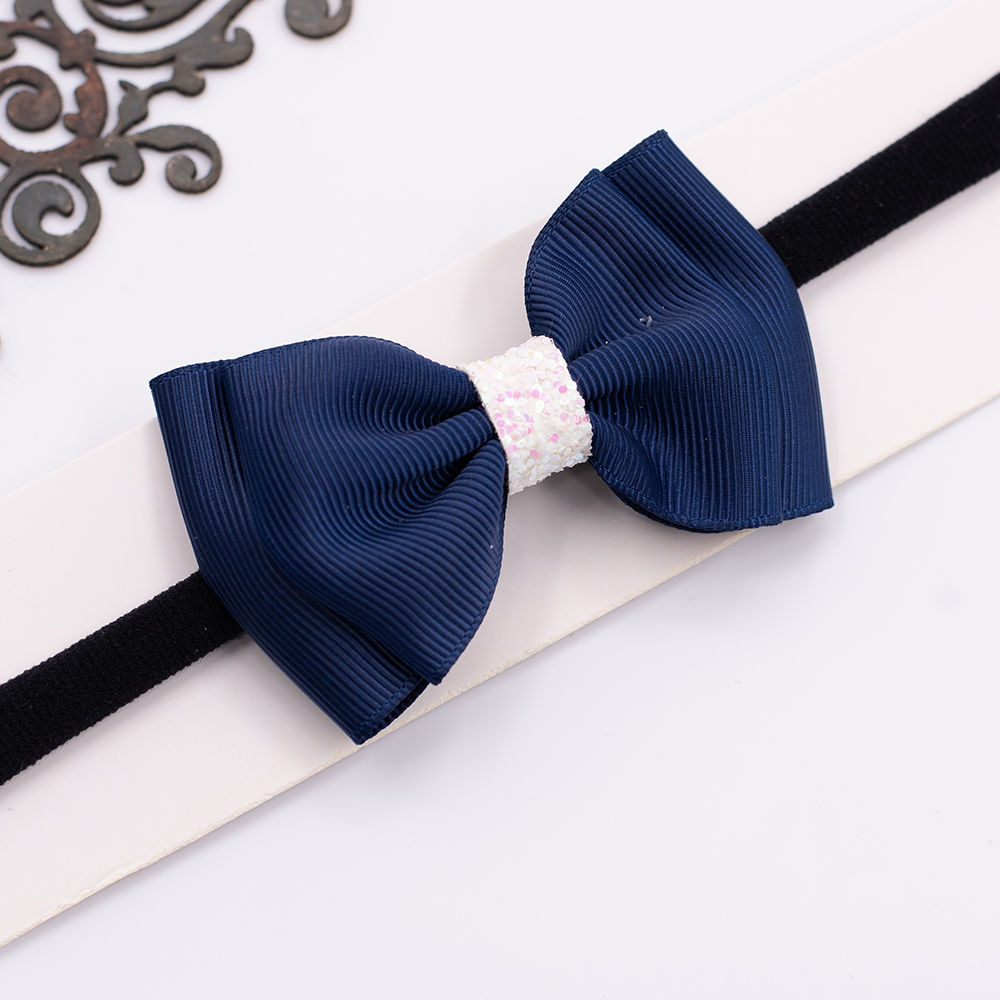 

dress your little girl in this lovely accessories and make