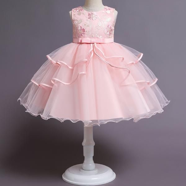 

features material 35 cotton and 65 polyestern the actual product