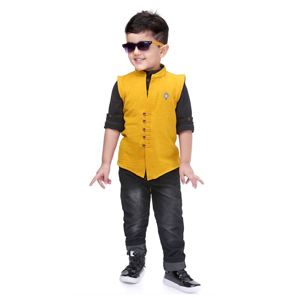 t shirt with half jacket