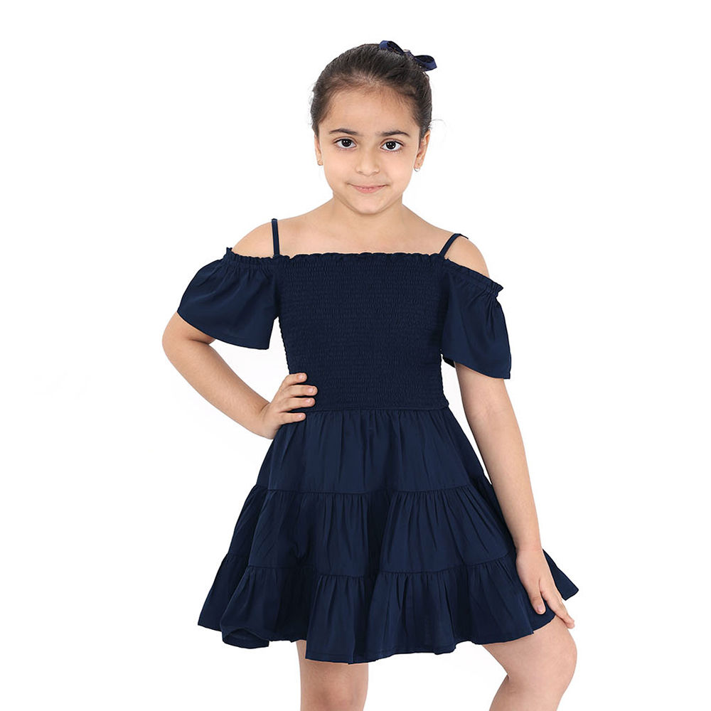 

features material rayon the actual product may differ slightly in