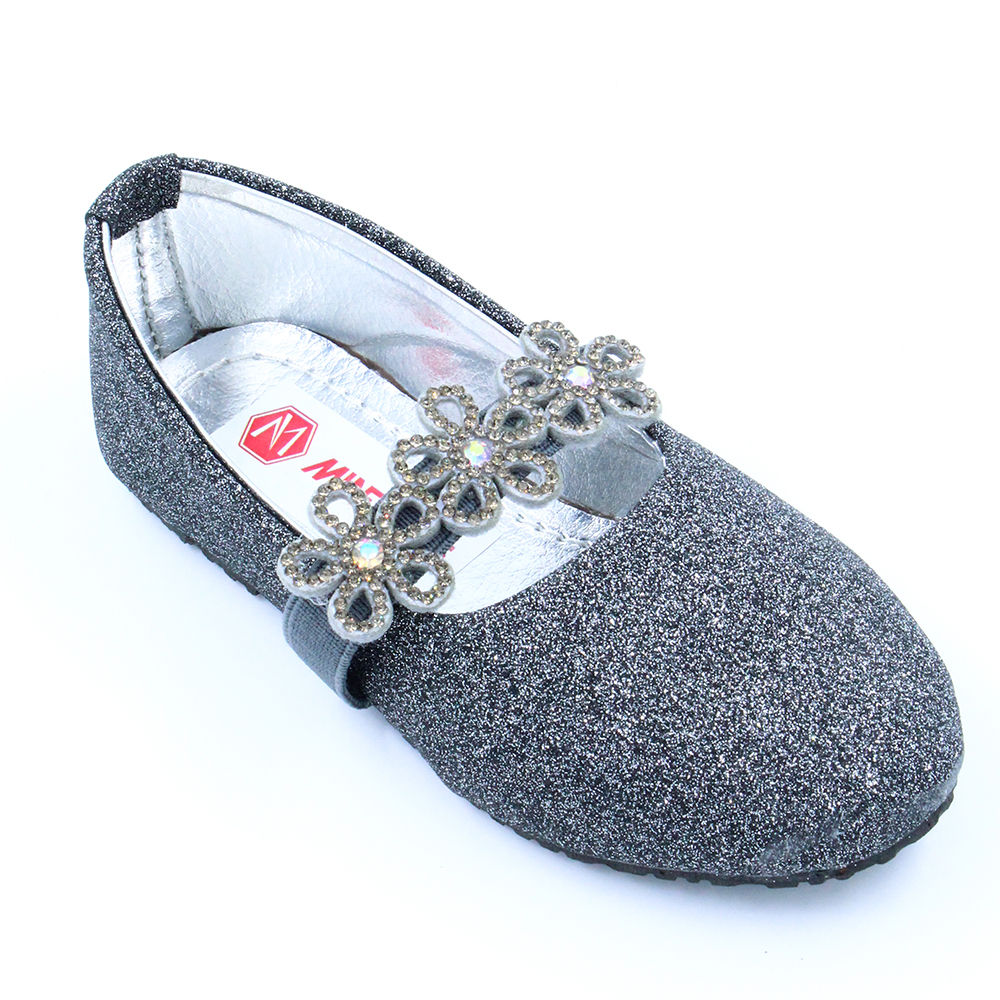 

features material composition synthetic leather piu the actual product may