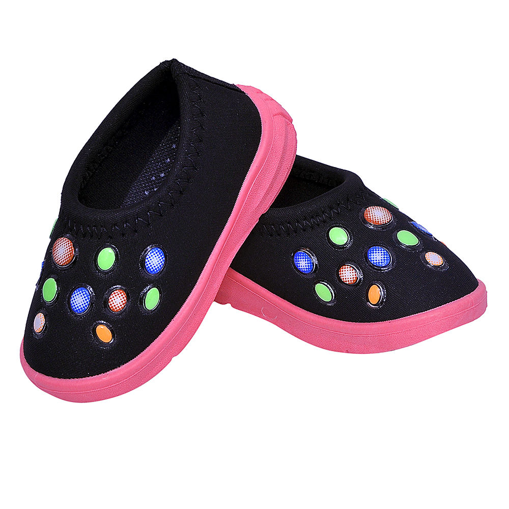 

this stylish pair of causal kids shoes is a perfect