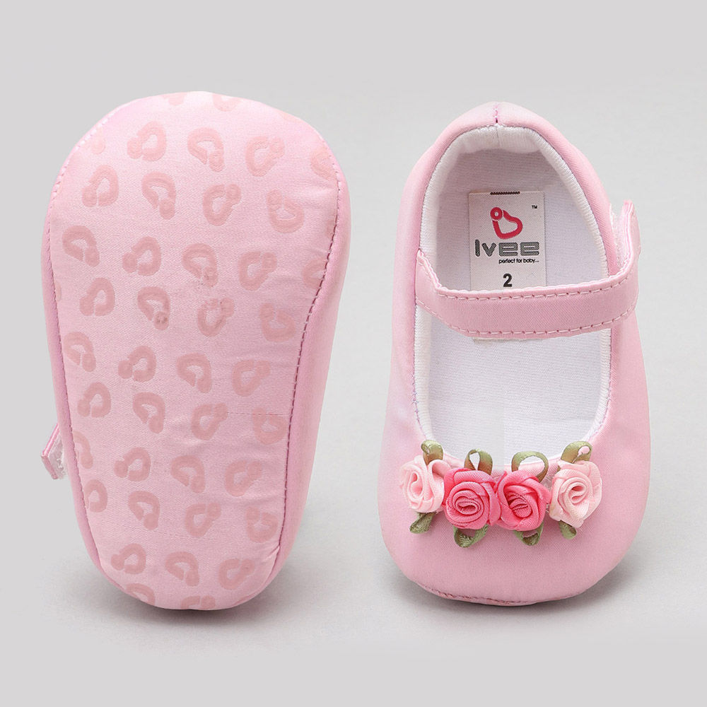 

features inner material cotton outer material textile fabric the actual