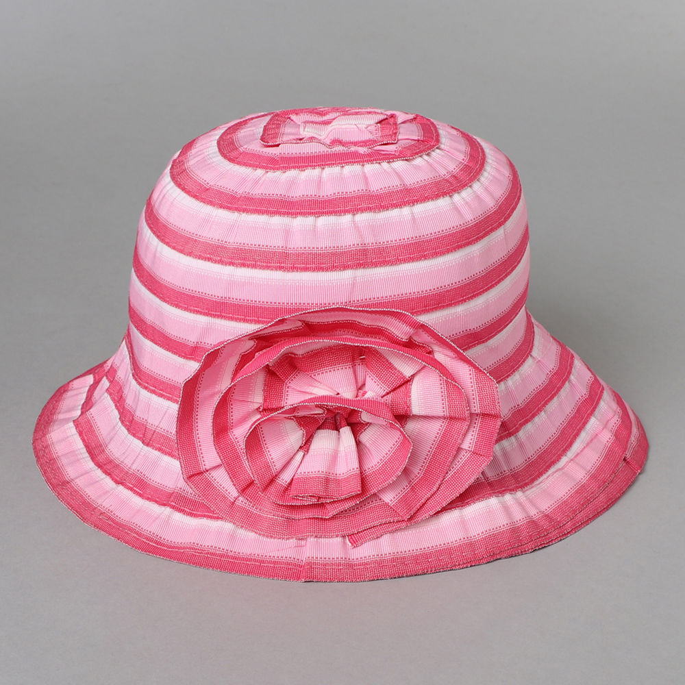 

this cute hat is also perfect for memorable photography shoots