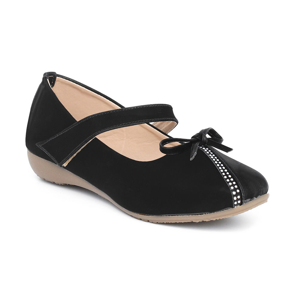 

features upper material 100 pu sole material 100 rubber the