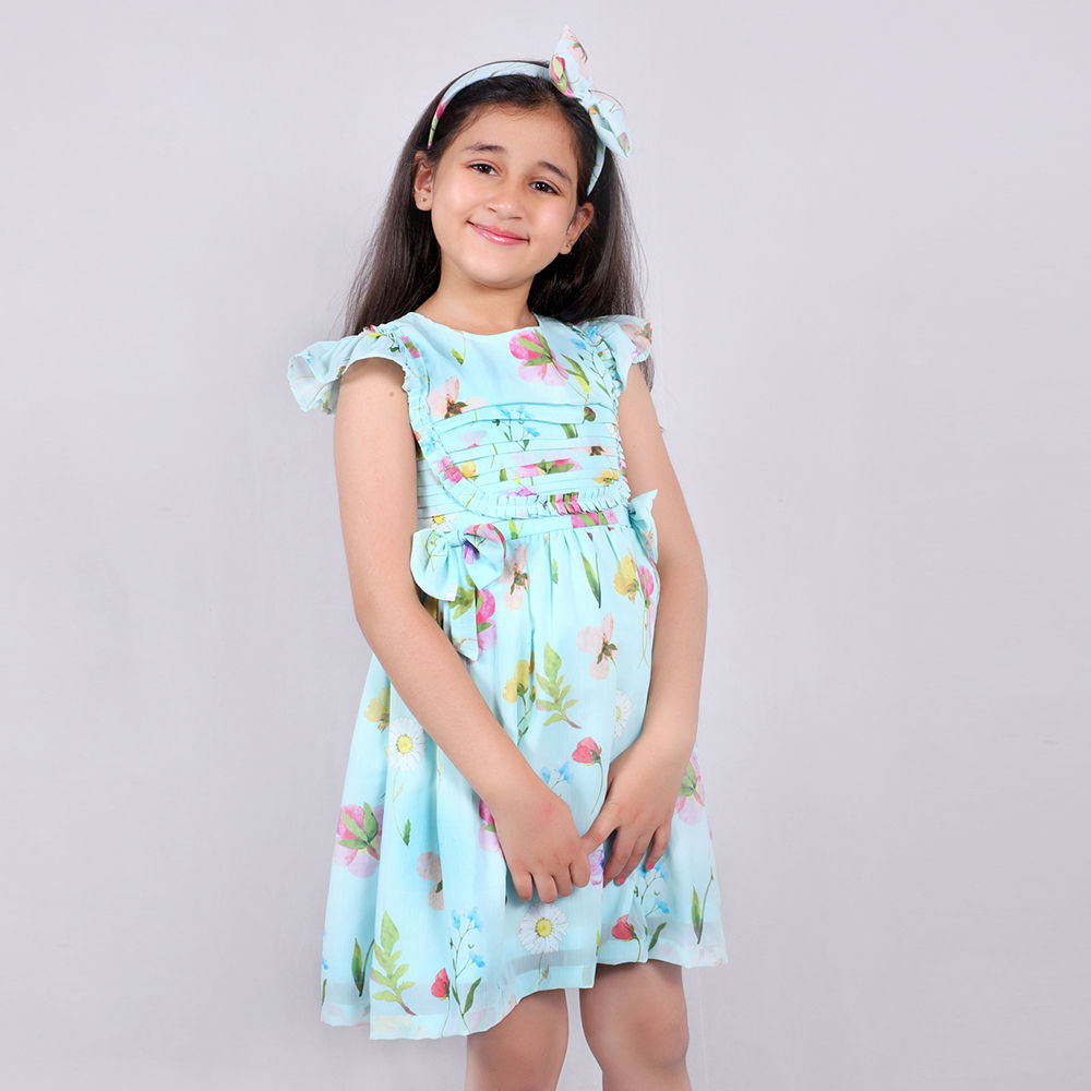 

features material polyester blend the actual product may differ slightly