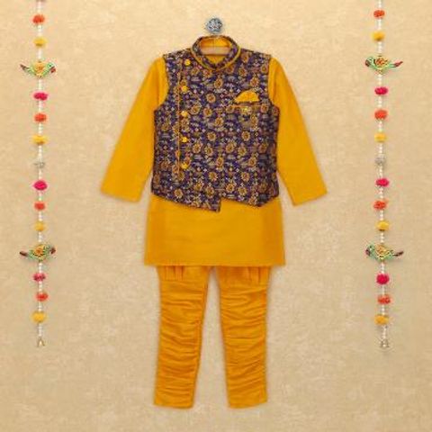 Shop Online Kerala Indian State Onam Fancy Dress Costume For Boys at â¹899