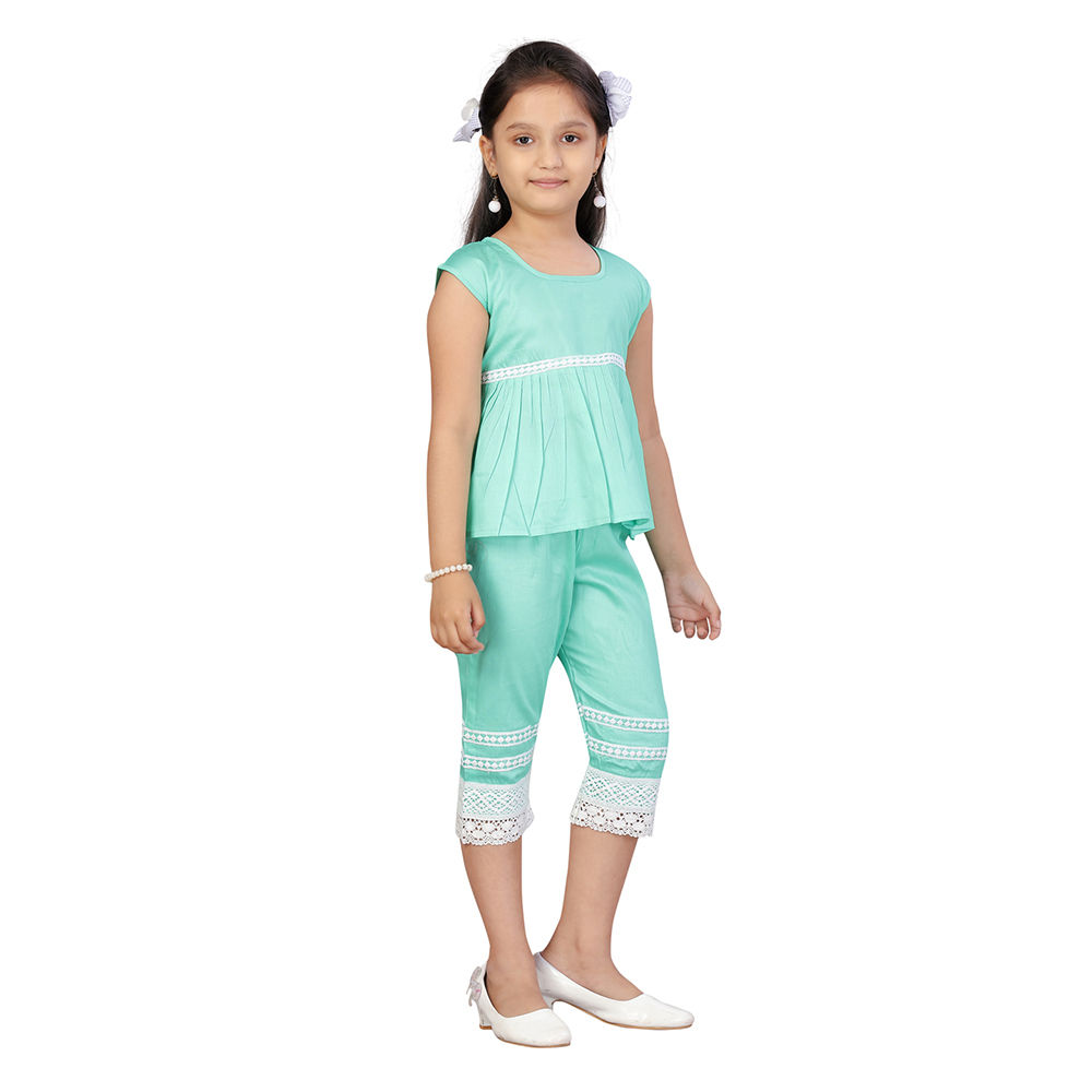 

features material 100 cotton the actual product may differ slightly