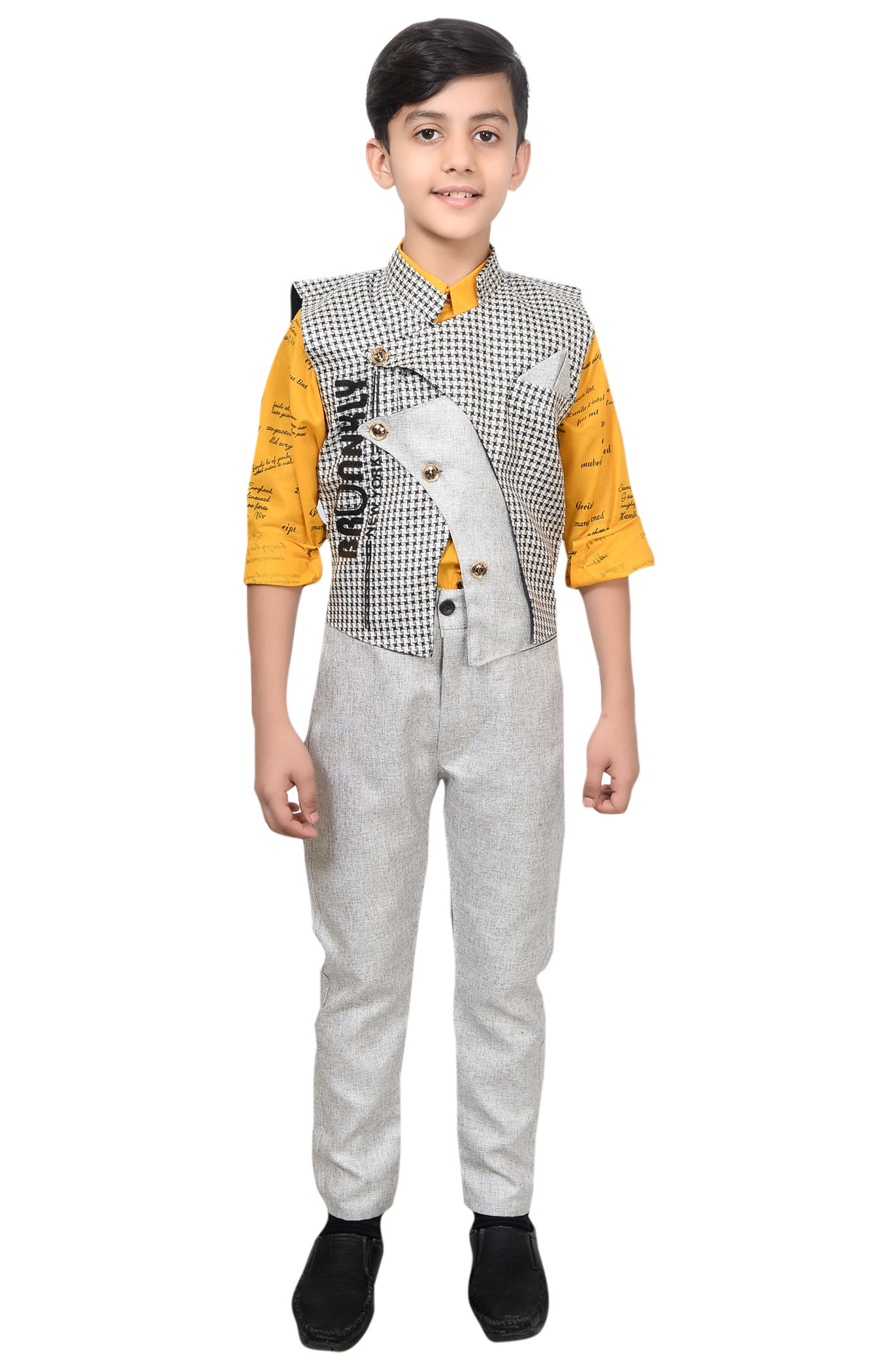 

features material cotton blend the actual product may differ slightly