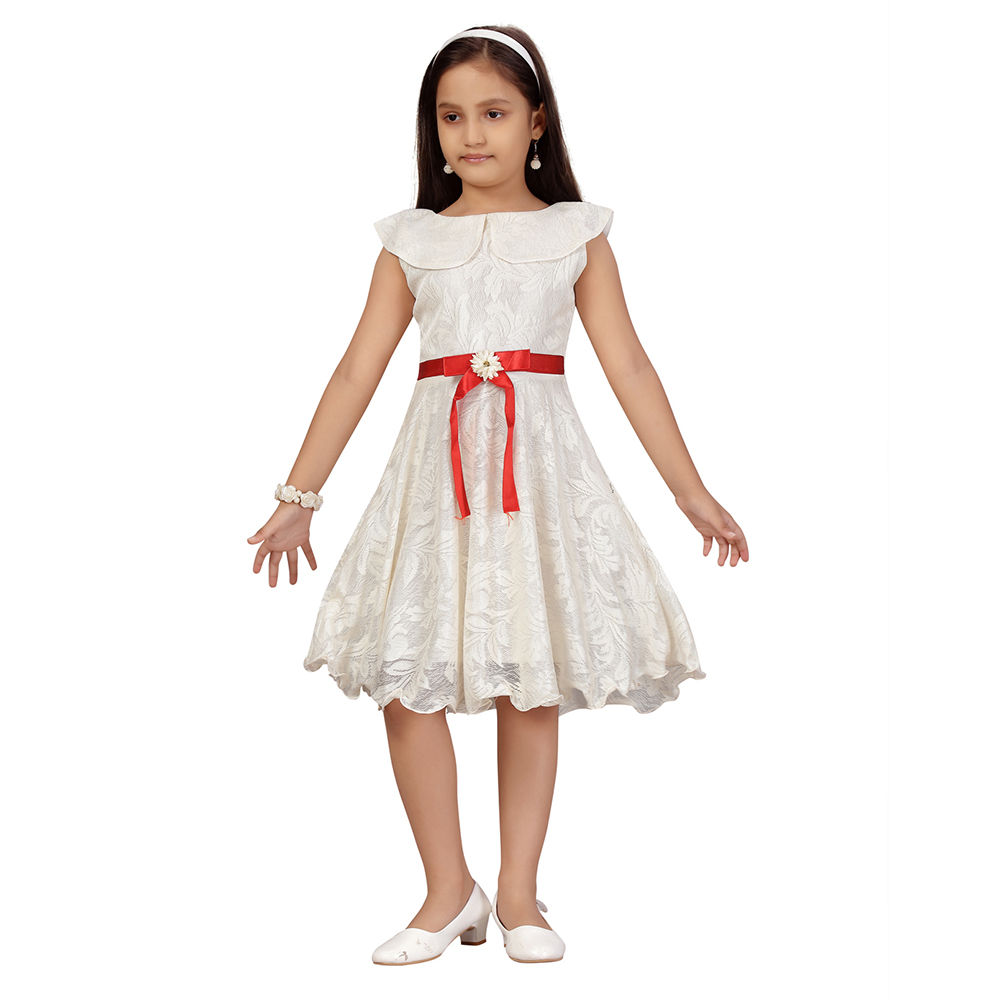 

features material polyester the actual product may differ slightly in