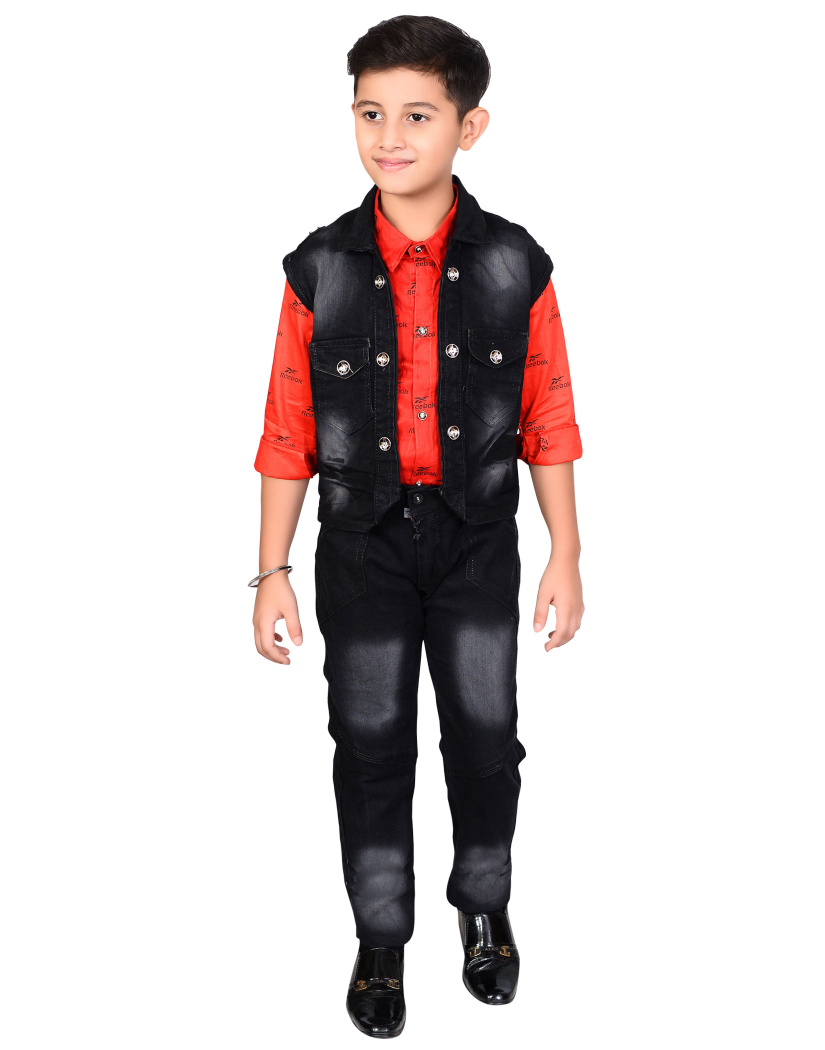 

features material cotton blend the actual product may differ slightly
