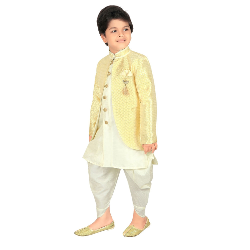 

features material silk the actual product may differ slightly in