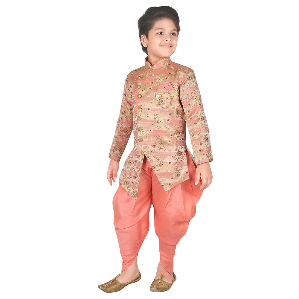 

features material silk the actual product may differ slightly in