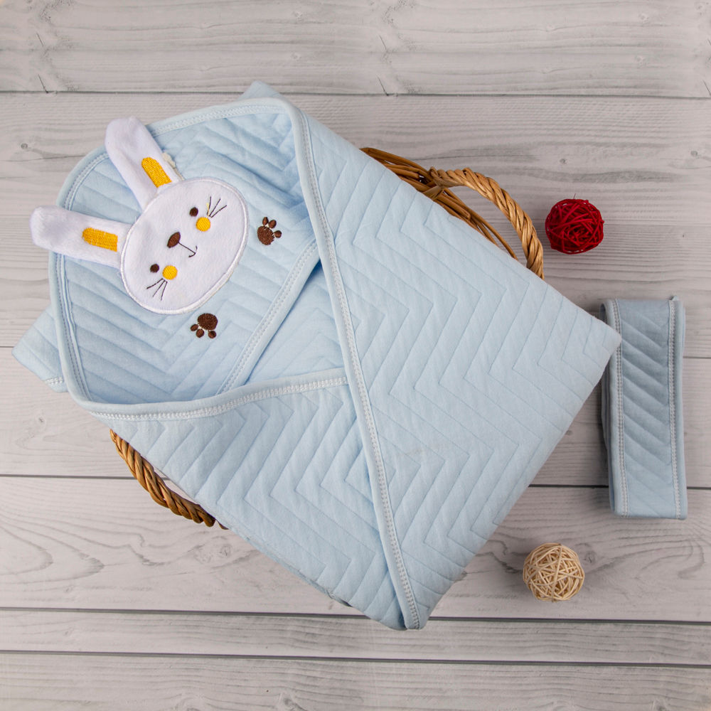 

warm snug soft and safe baby moo’s hooded quilt covers