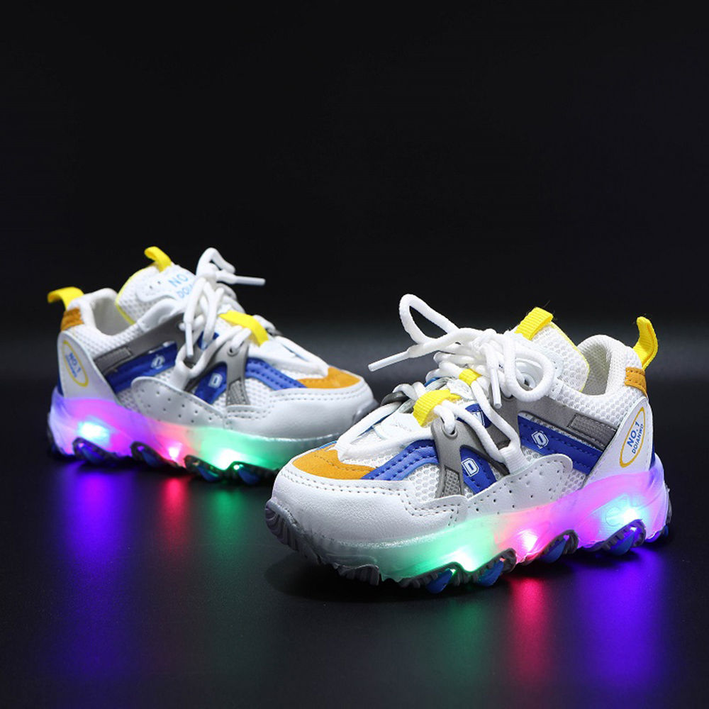 

features led lights are added in the out sole upper
