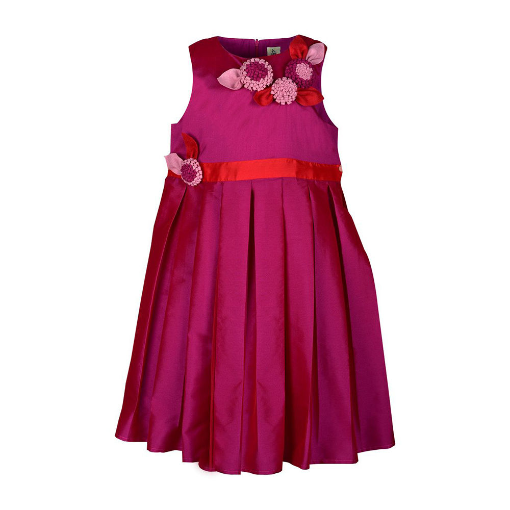 

features material polyester blend the actual product may differ slightly