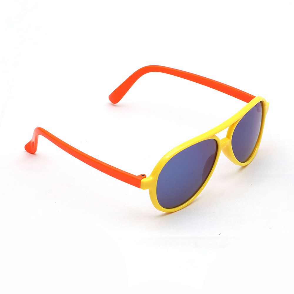 

features offers an eye catchy appeal good quality and attractive