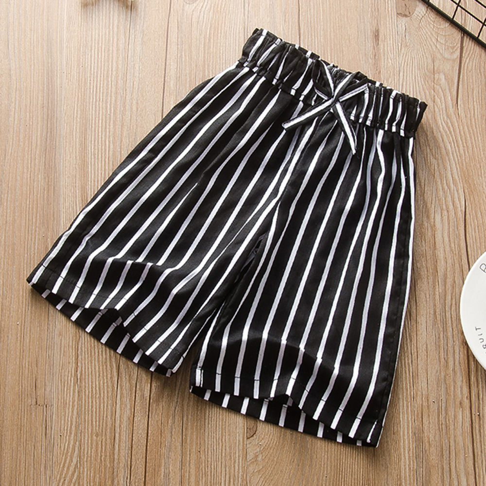 

features material 100 polyester the actual product may differ slightly