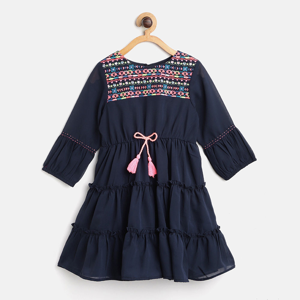 

features material polyester the actual product may differ slightly in