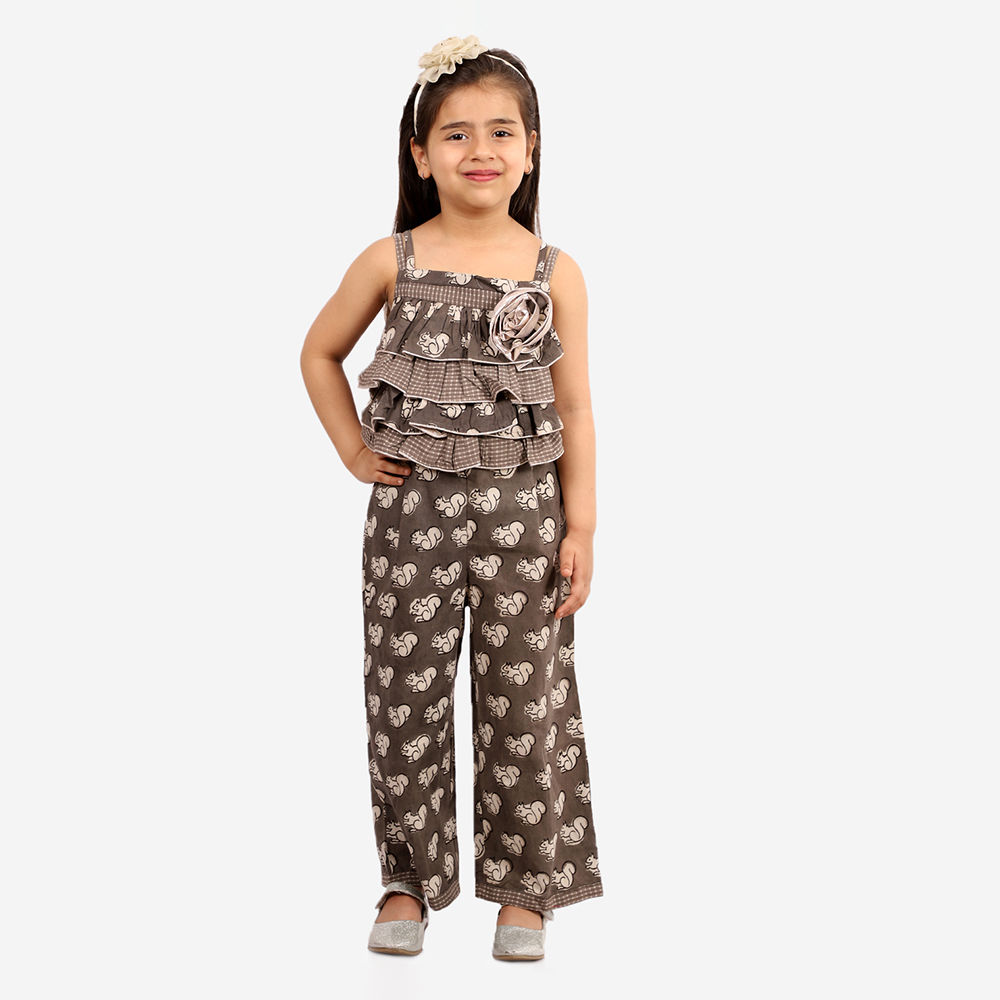 

features material poly crepe rayon the actual product may differ