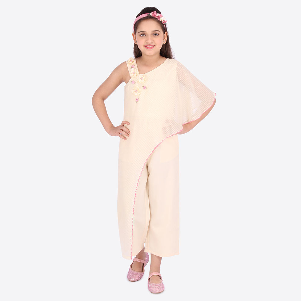 

features material cotton blend the actual product may differ slightly