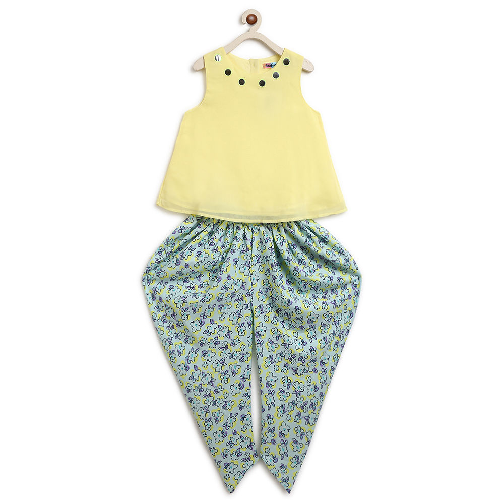 

features material polyester the actual product may differ slightly in