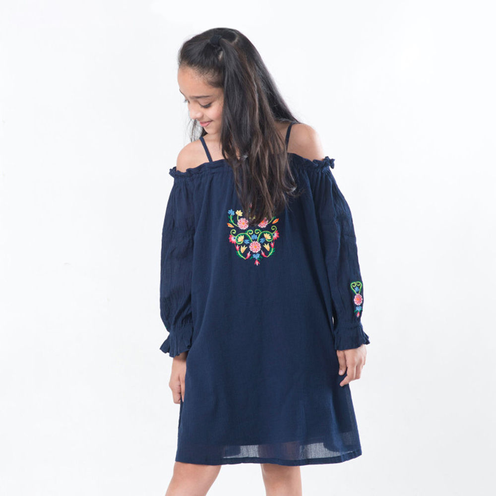 

features material cotton the actual product may differ slightly in