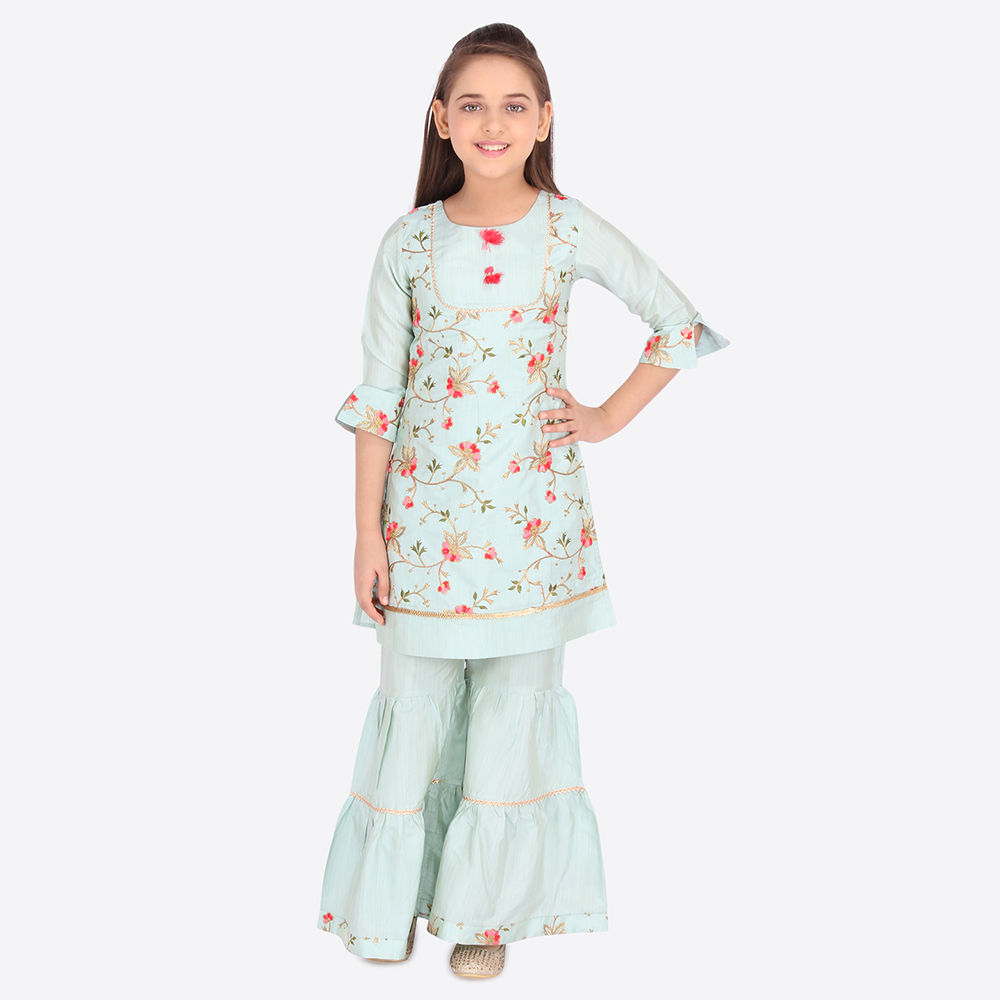 

features material cotton the actual product may differ slightly in