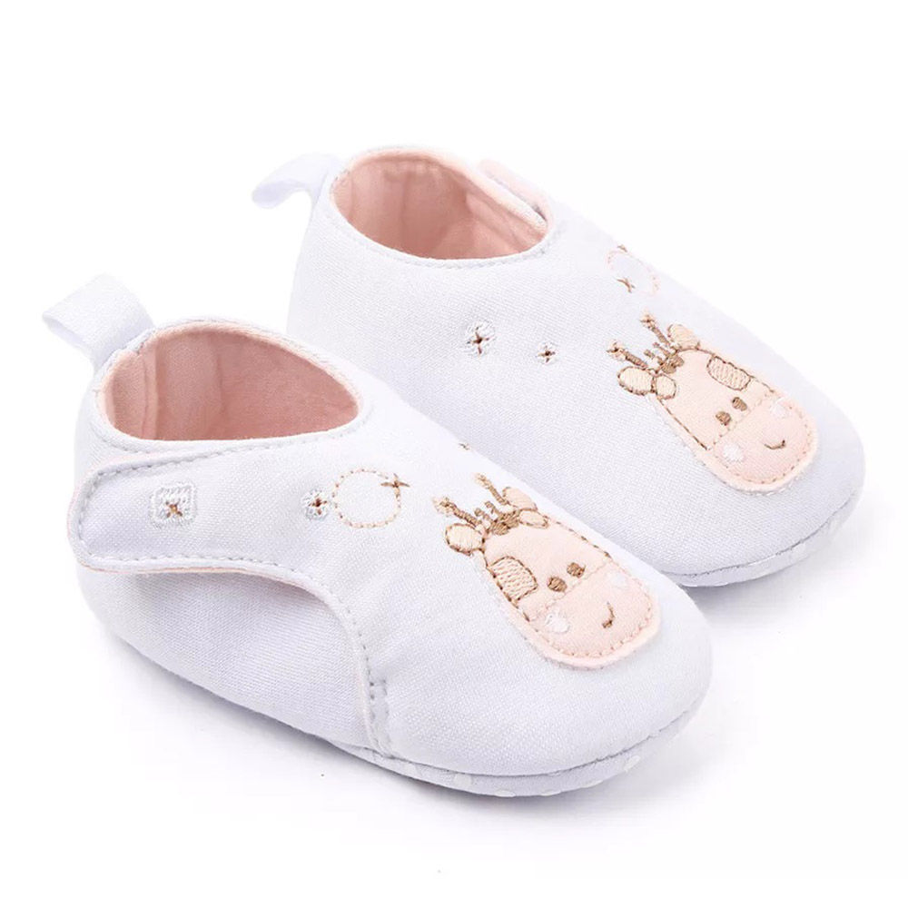 

features upper material 100 pu sole material 100 rubber the