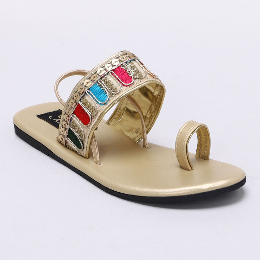 

features upper material fabric sole material pvc the actual product