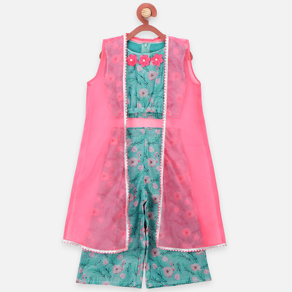 

features material others the actual product may differ slightly in