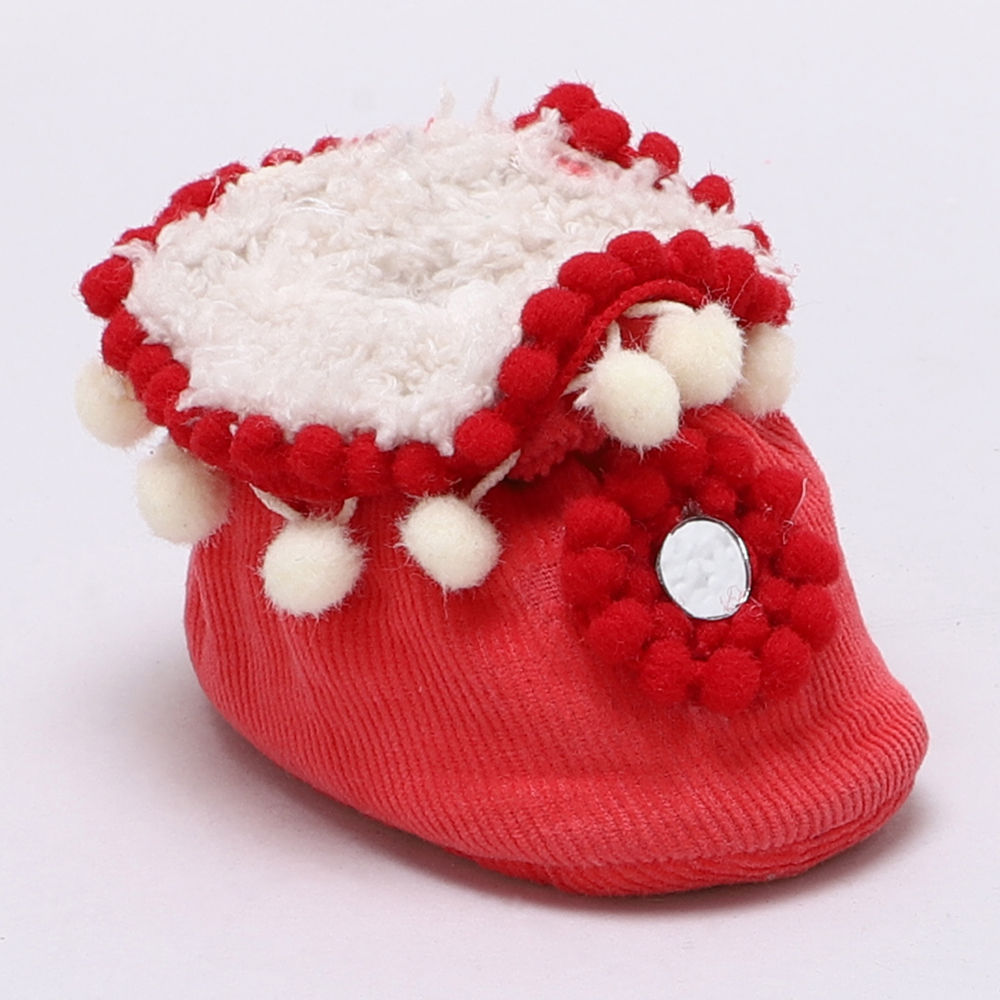 

features inner material furr the actual product may differ slightly