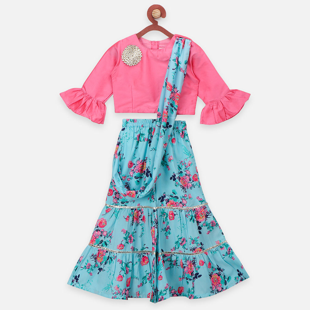 

features material others the actual product may differ slightly in