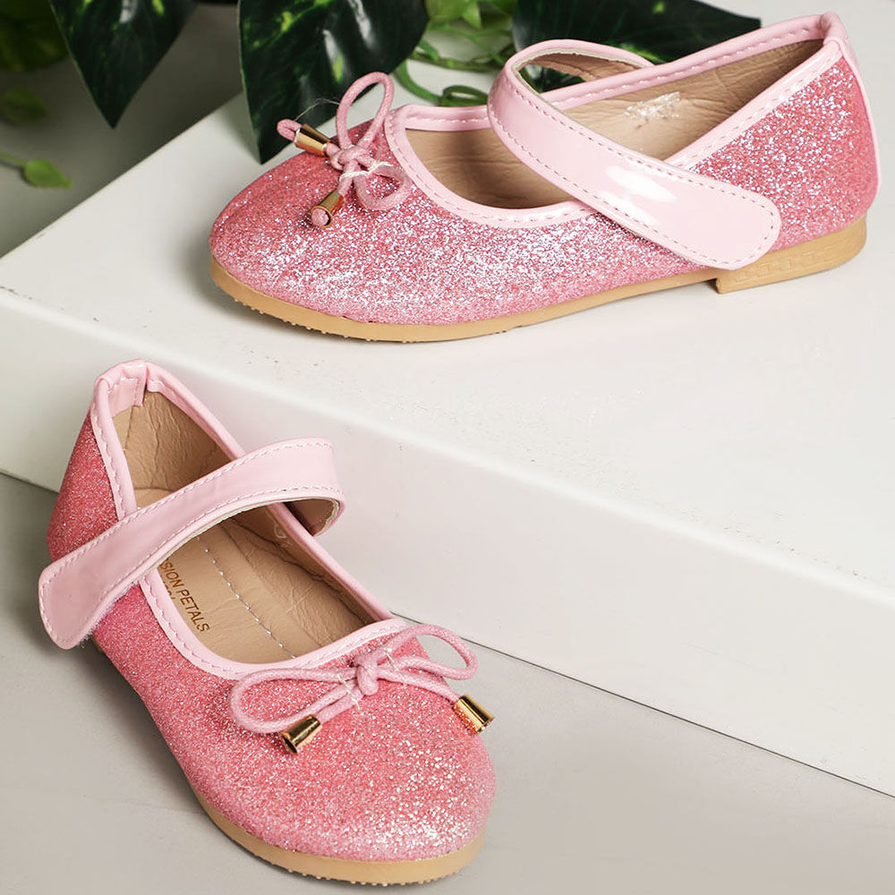 

features outer material 100 eva sole material 100 tpr insole