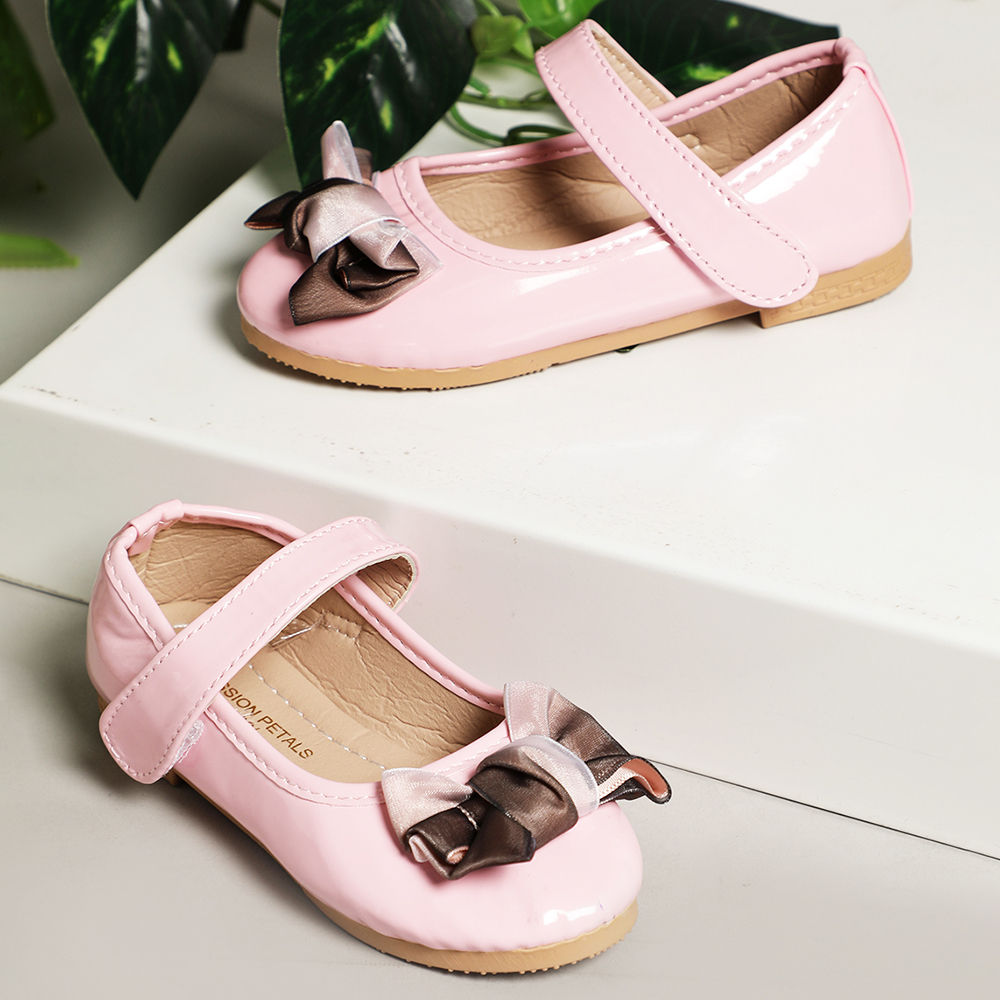

features outer material 100 eva sole material 100 tpr insole