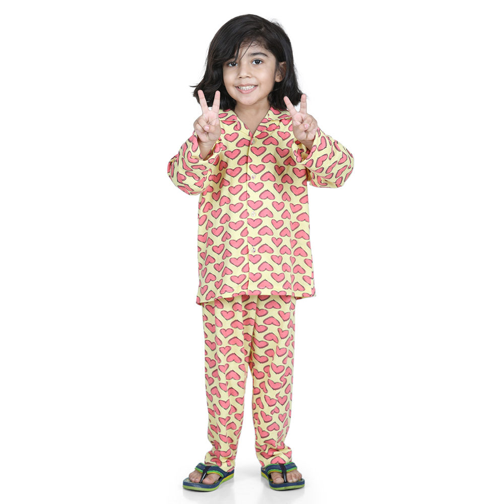 

features material 90 polyester and 10 cotton the actual product