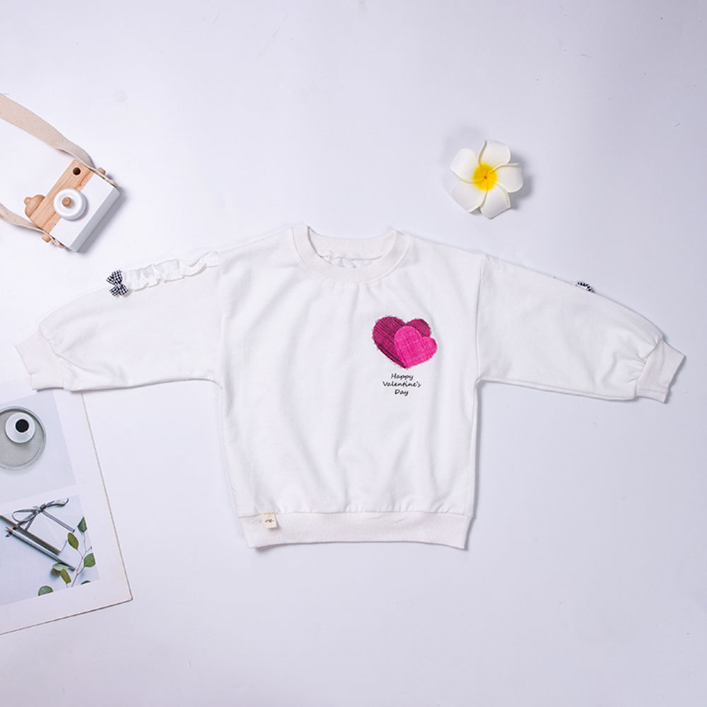 

features material 65 polyester and 35 cotton the actual product