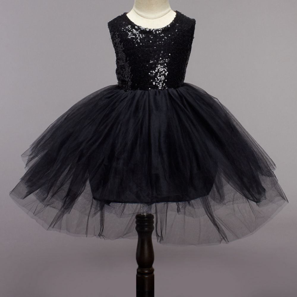 

features material 100 polyester fit type slim the actual product
