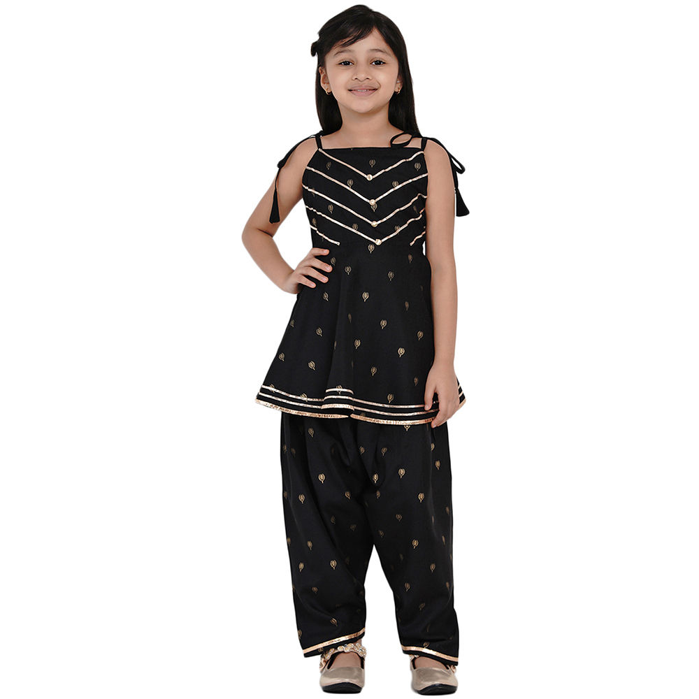 

features material cotton the actual product may differ slightly in