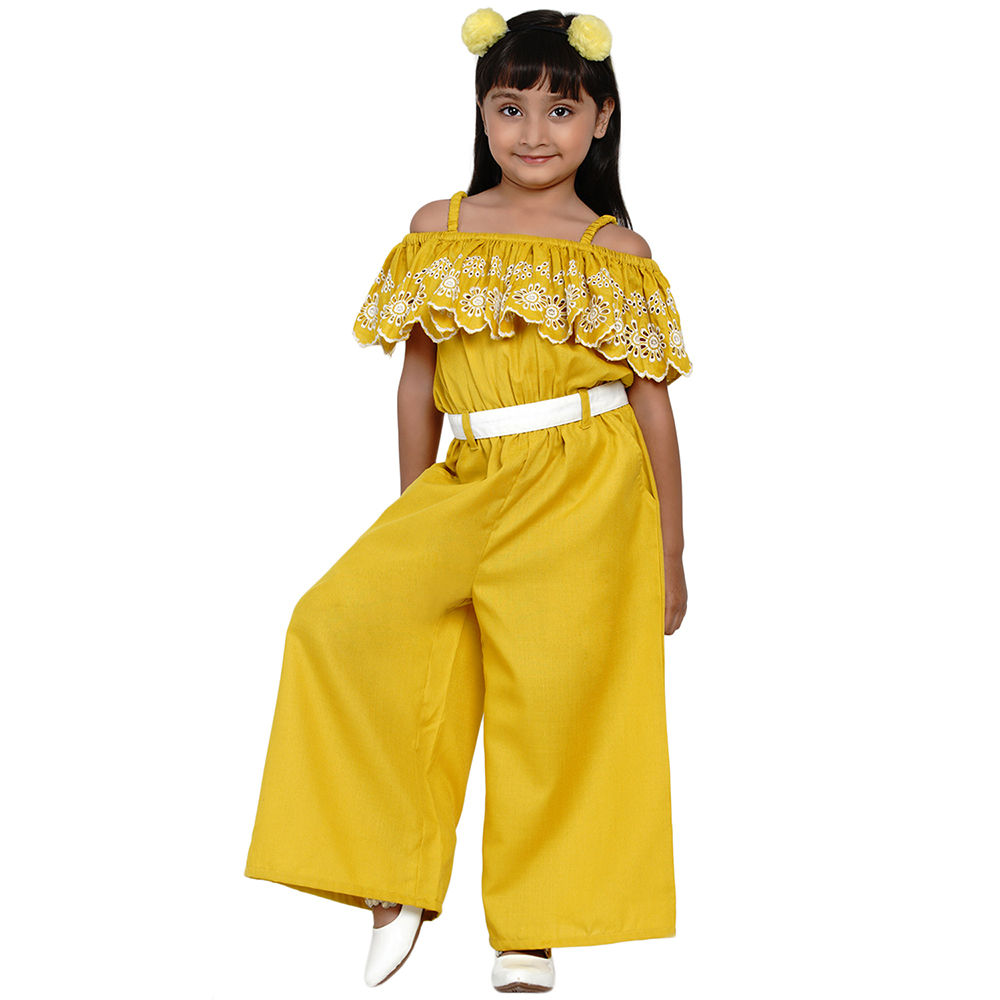 

features material 97 polyester and 3 spandex the actual product