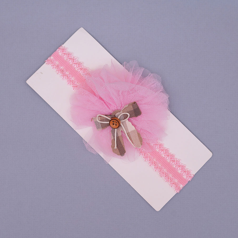 

features the actual product may differ slightly in color from
