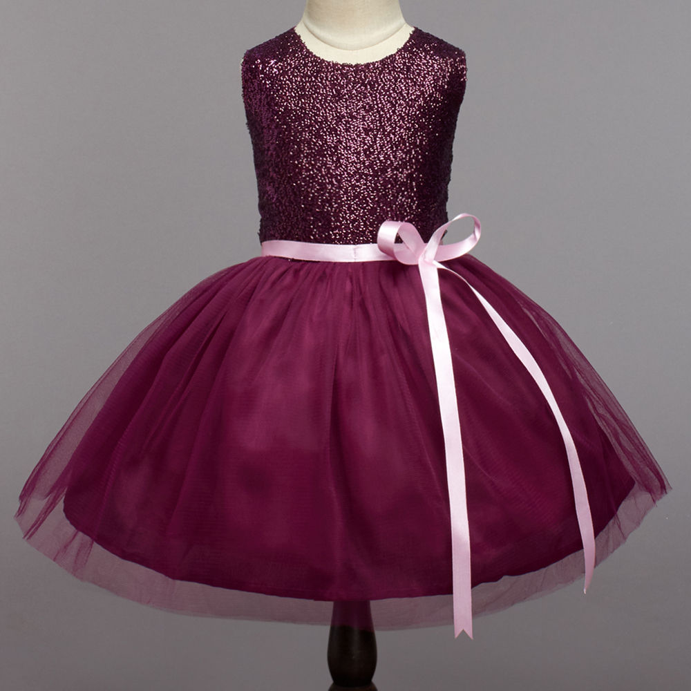 

features material polyester blend the actual product may differ slightly