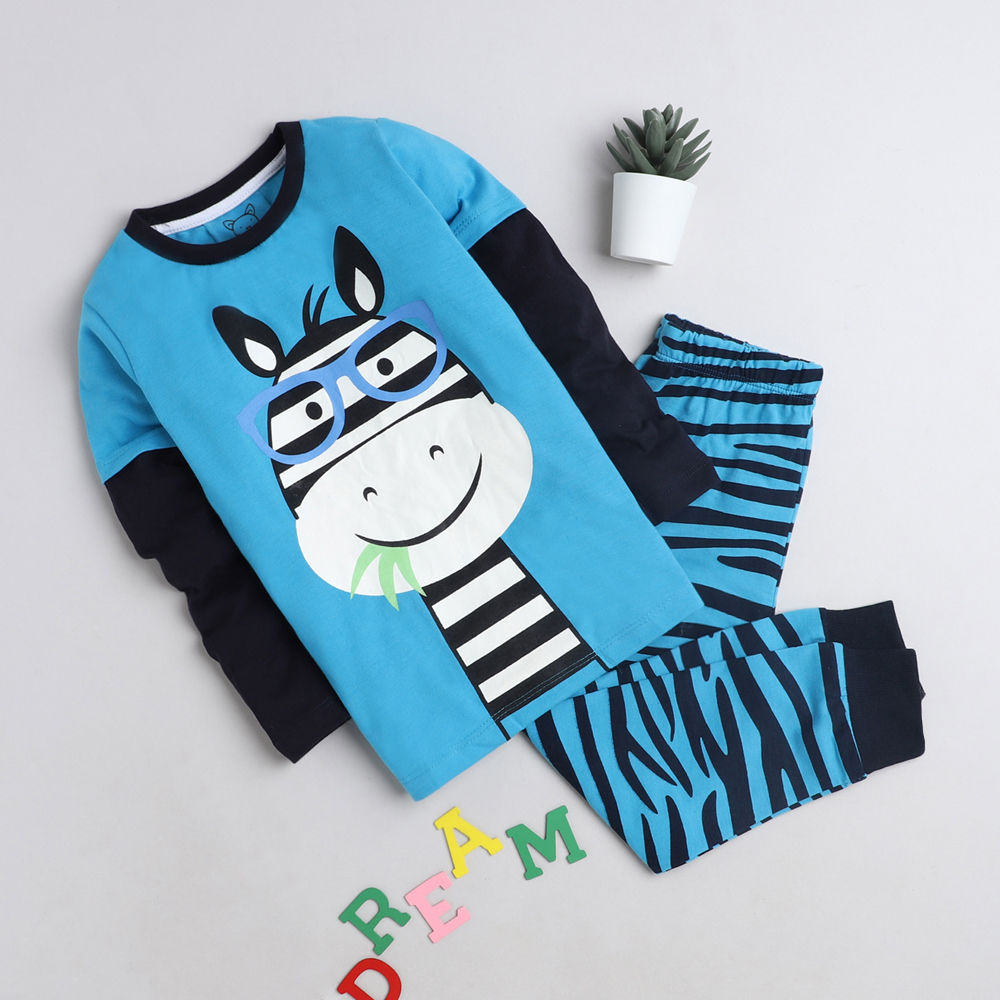 

features material cotton blend the actual product may differ slightly