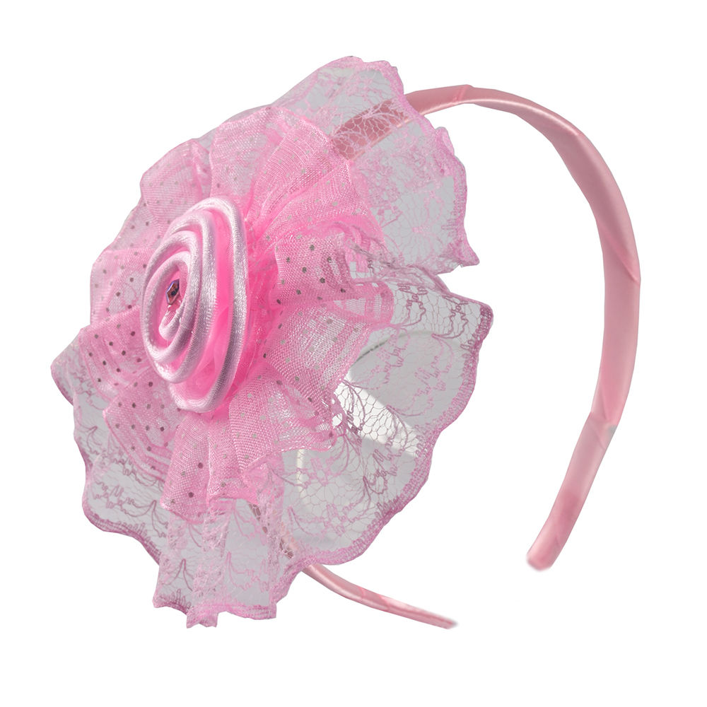 

features the actual product may differ slightly in color from