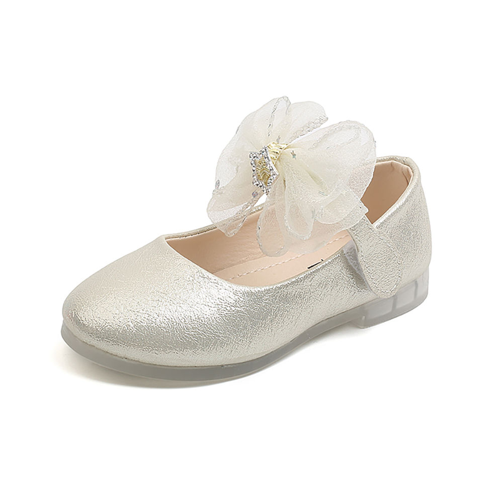 

features upper material 100 pu sole material 100 rubber the
