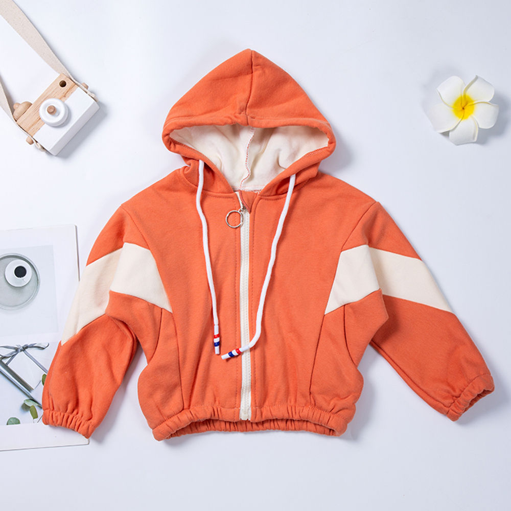

features material 65 polyester and 35 cotton the actual product