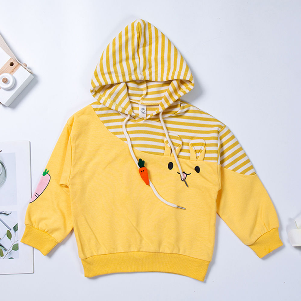 

features material 65 polyester and 35 cotton the actual product