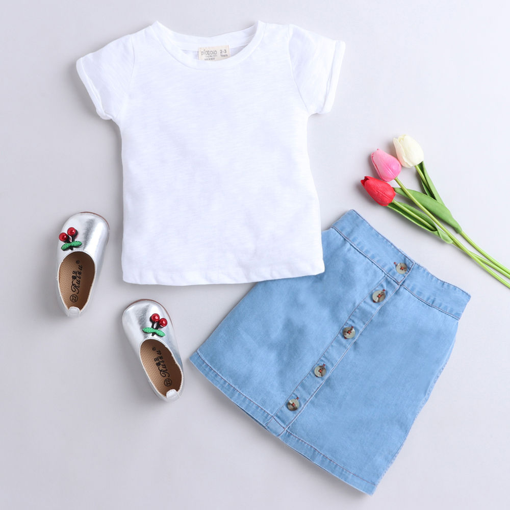 

features fabric 100 cotton fit type slim top round neck